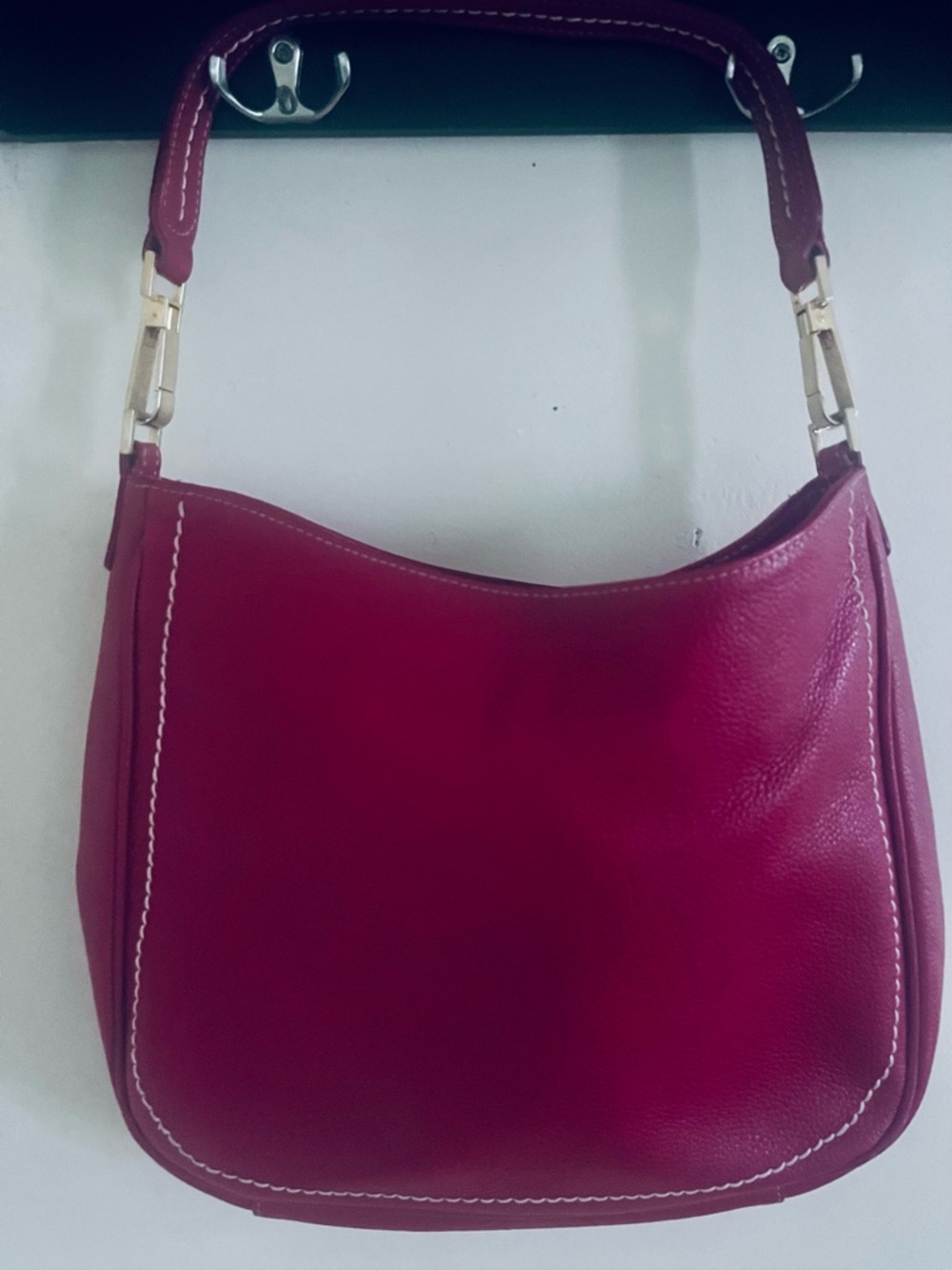 i Santi Leather Hobo Bag in Deep cherry